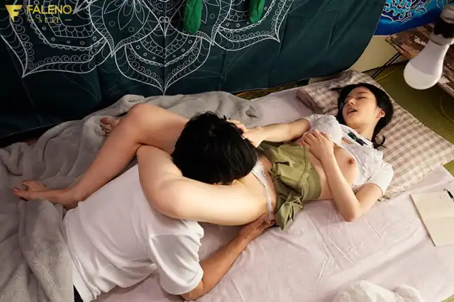 Giật bồ của con bạn để trả đũa